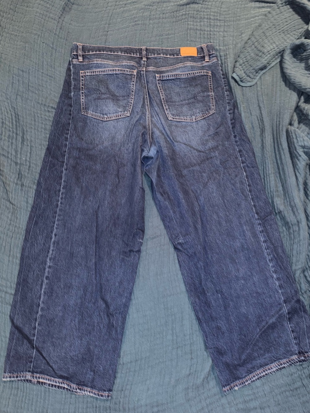 American Eagle Dreamy Drape Barrel Jeans – Size 12 - Picture 2 of 10